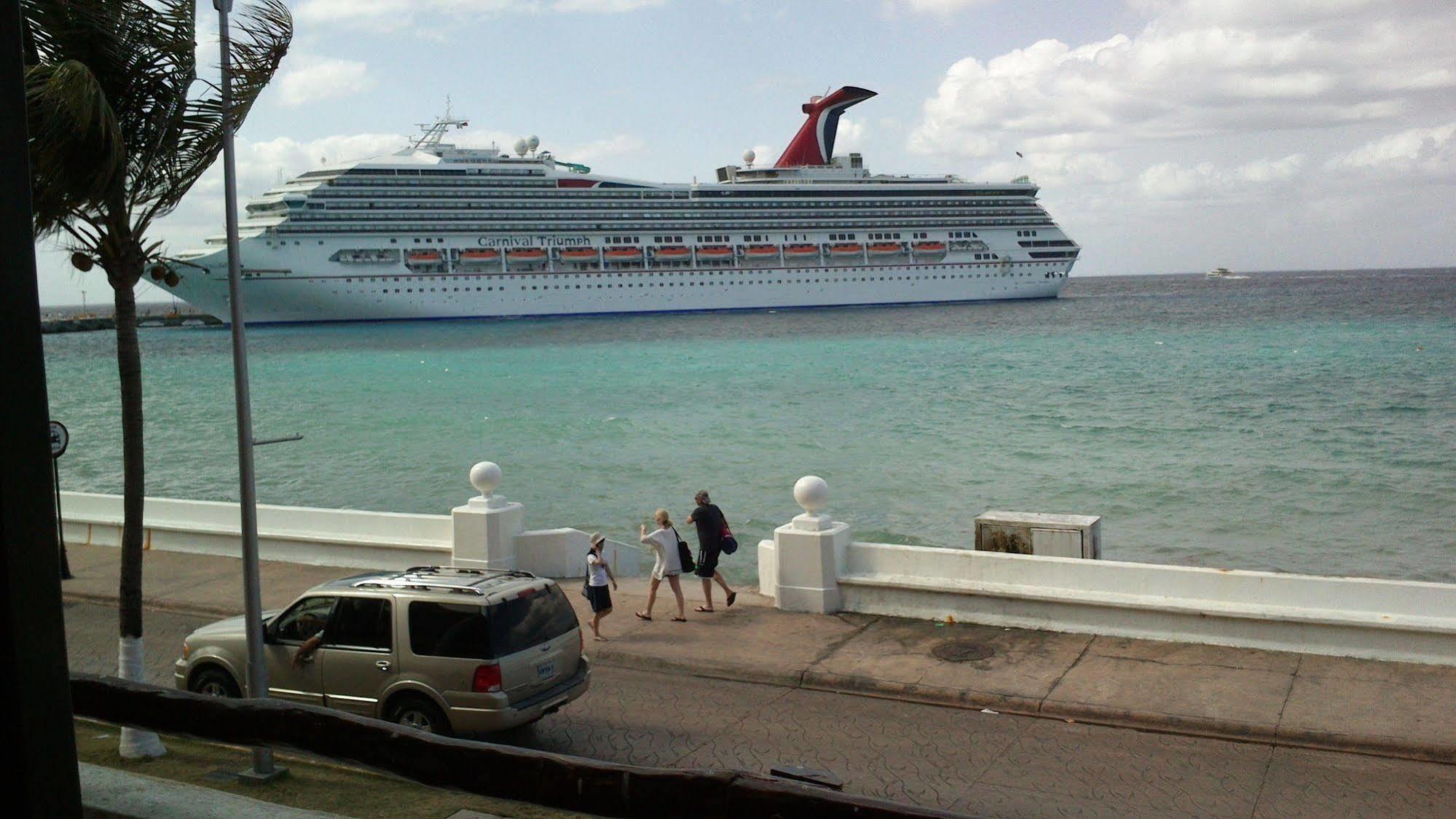 Safari Inn Cozumel Exterior foto